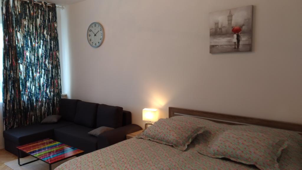 Barto Apartment ปราก ภายนอก รูปภาพ